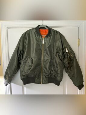 Size XL - Cockpit USA Sage Green Nylon Satin Twill MA-1 Bomber Jacket Z243500